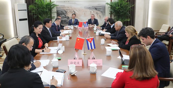 张玉卓、、、国资、、、央企、、、国资委、、、书记、、、主任、、、国企、、、企业刷新