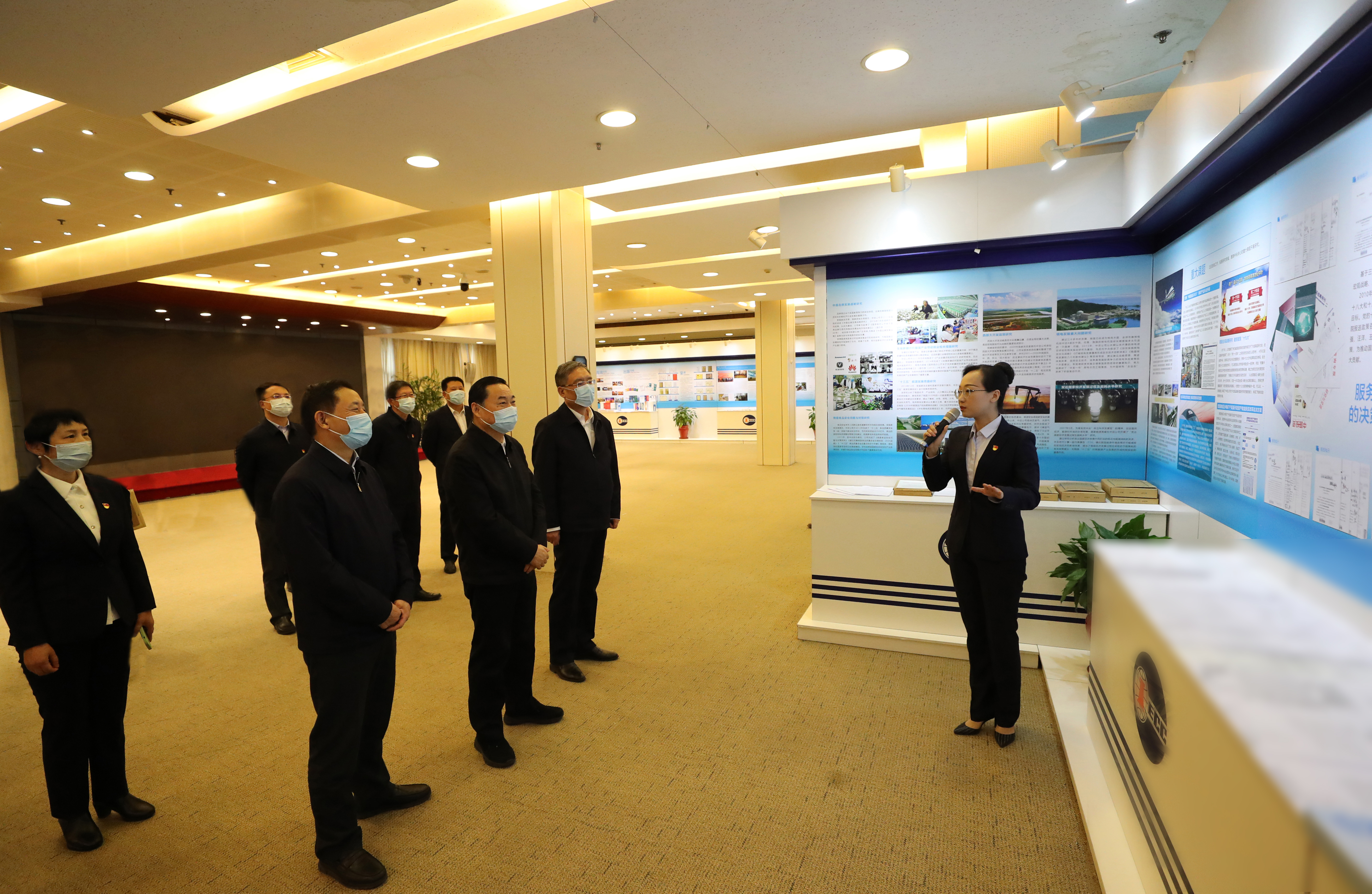 郝鹏、、国资、、央企、、国资委、、书记、、主任、、国企、、企业刷新