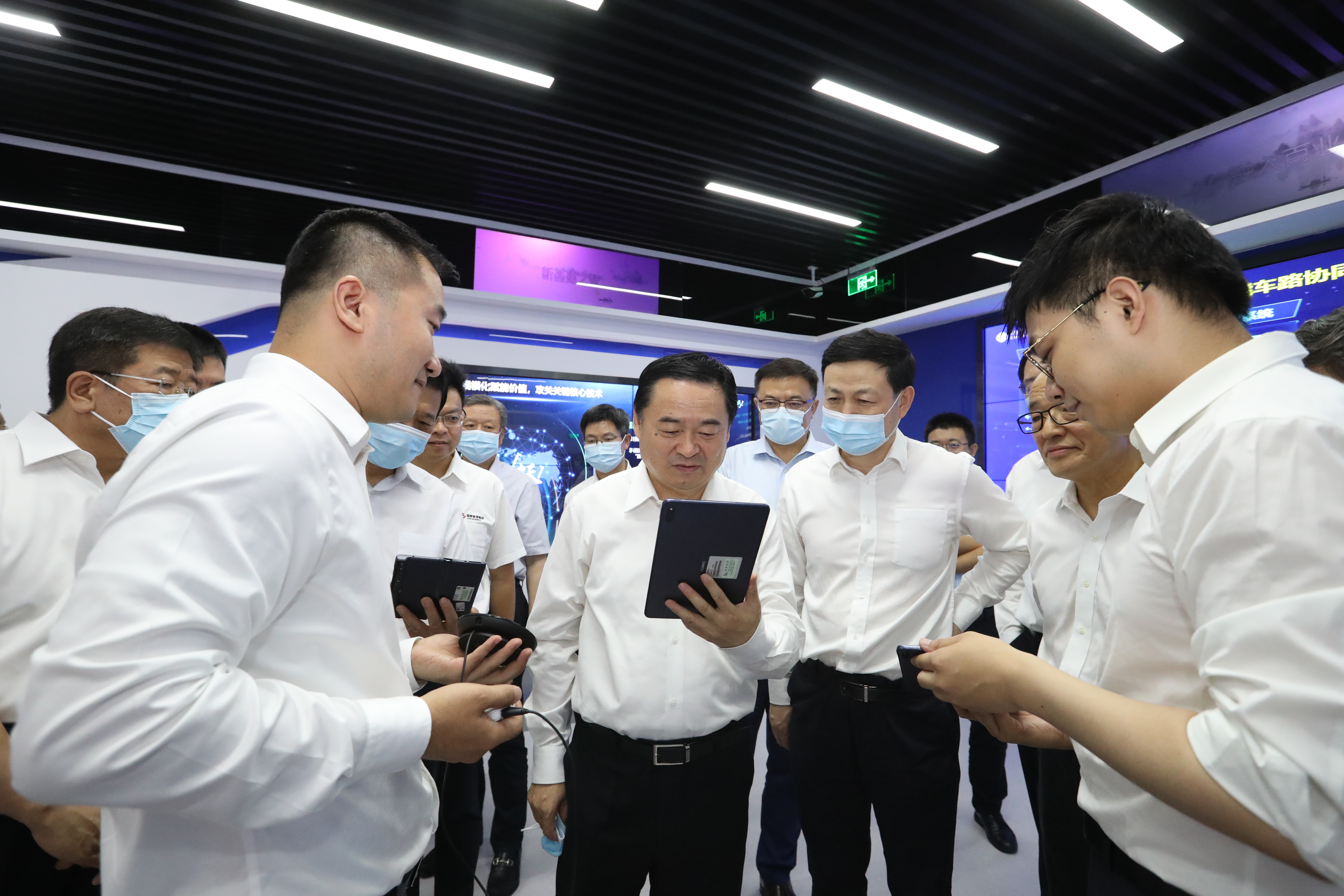 郝鹏、、国资、、央企、、国资委、、书记、、主任、、国企、、企业刷新